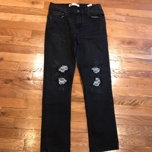 Good Condition. Levi’s Boy’s Ripped Jeans.